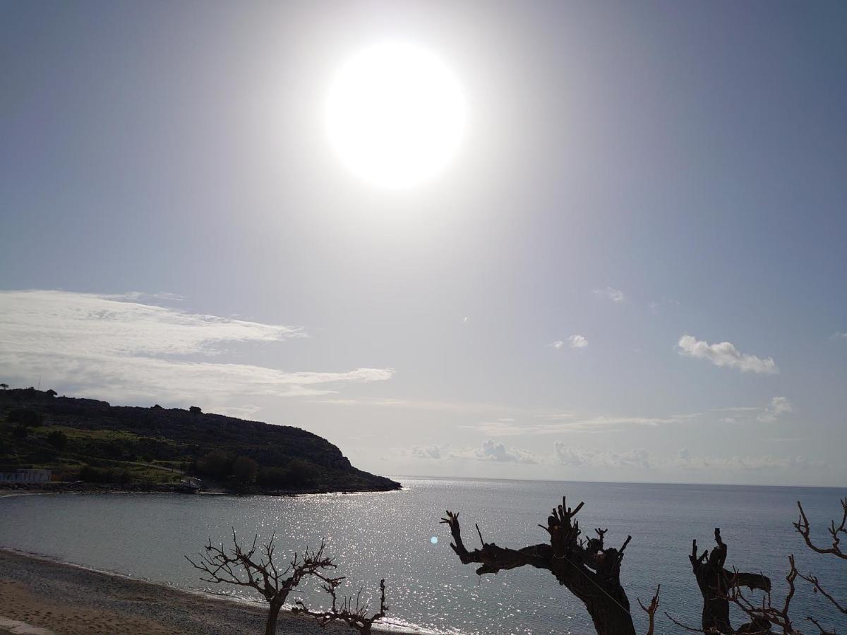Skizenas Waterfront Apartments 公寓